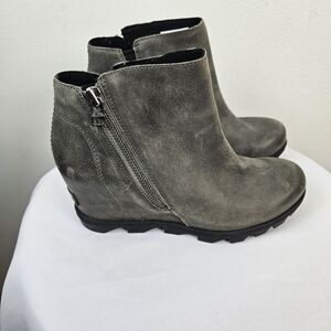 Sorel Joan Of Arctic Wedge II Boots Zip Waterproof Leather Quarry 9.5